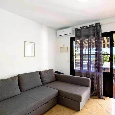 Apartment Paradise Sea Mogan